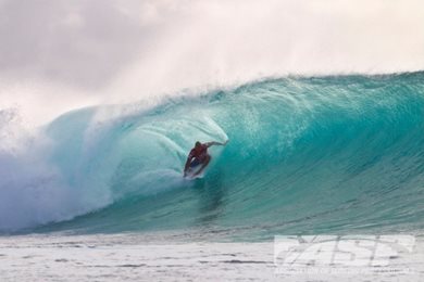 Final Day Volcom Fiji Pro Called ON at Cloudbreak