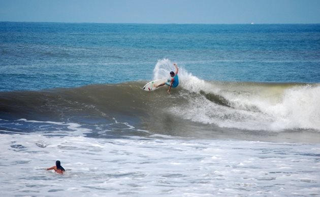 surfing