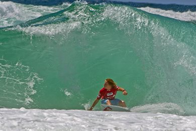 Top Seeds Survive Early Scare on Day Two of Oakley Pro Junior North Stradbroke Island