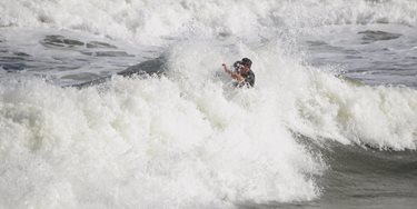 Jax Pier 2015   - Surfer