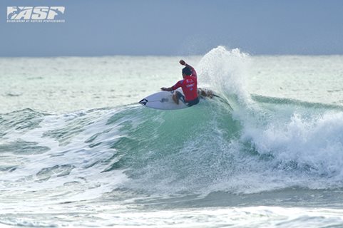 International Field of 48 Tear Through Opening Day of the Taiwan Open of Surfing
