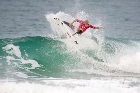 Slater Falls while Fanning Advances in ASP World Title Shakeup at Rip Curl Pro Portugal