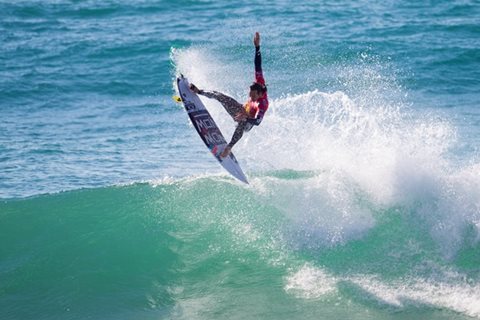 Final Day Rip Curl Pro Called ON at Supertubos, ASP World Title on the Line