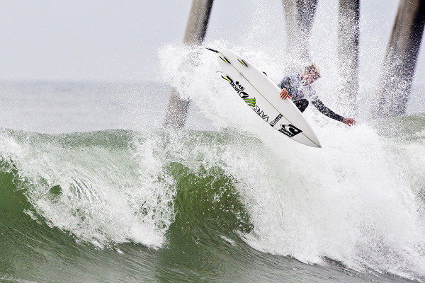 Top Seeds Lead Alongside Qualification Campaigns at ASP PRIME Nike US Open of Surfing