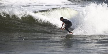 Jax Pier 2015   - Surfer